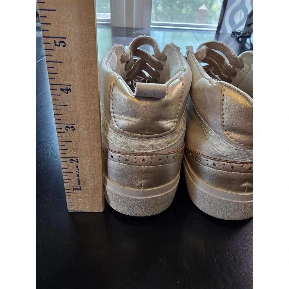 SHU SHOP Serena High‎ Top Sneakers Star Distressed Taupe Snake Gold Size 7.5